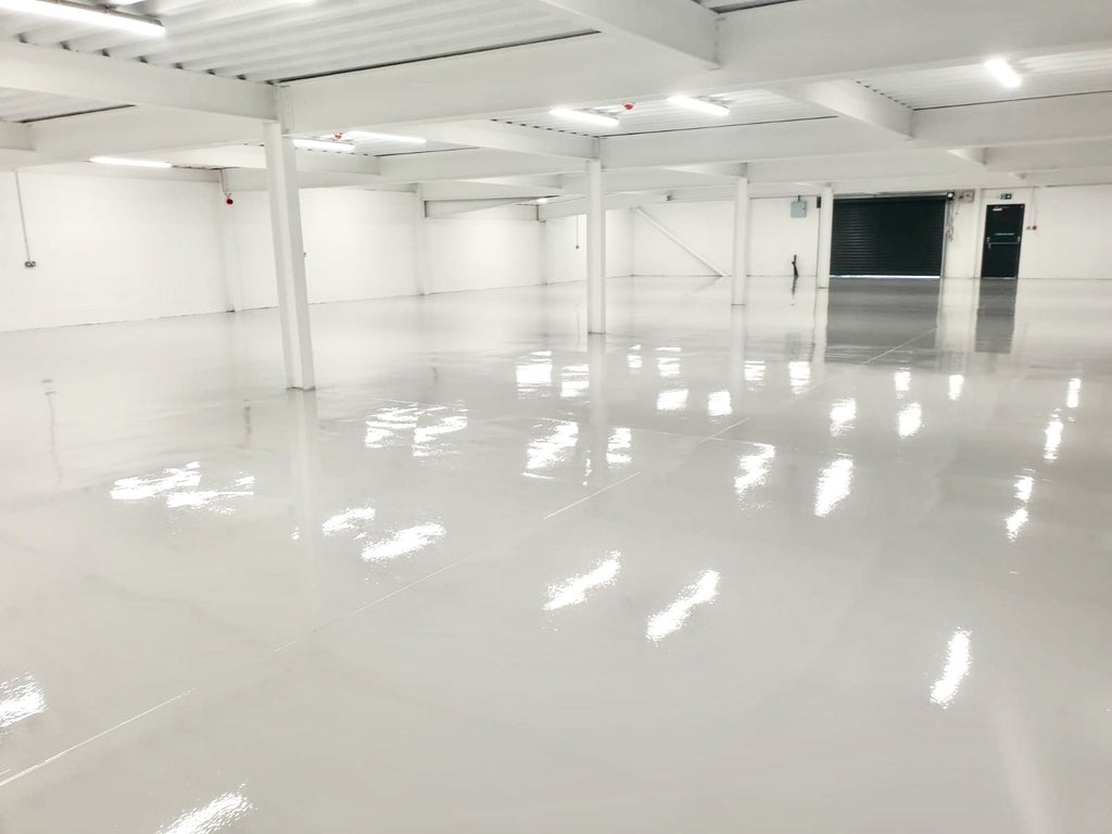 Sơn Epoxy Nền Xưởng 2025: Báo Giá Thi Công, Chống Trượt, Chịu Tải Cao 2 Sơn Epoxy Nền Xưởng: Giải Pháp Bảo Vệ và Nâng Cấp Toàn Diện 2025