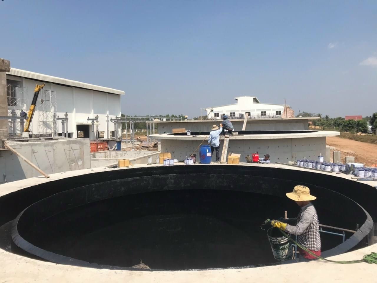 Giá Sơn Epoxy Chống Thấm 2025: Báo Giá, Thi Công, Mua Ở Đâu? 3 chong tham san mai lo thien