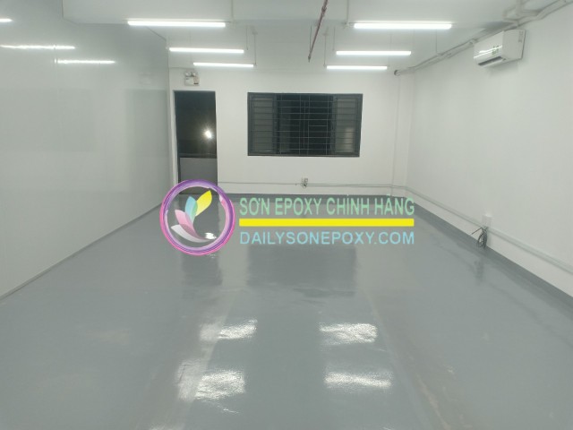 Sơn Epoxy Tự Phẳng 2025: Giải Pháp Sàn Công Nghiệp Bền Đẹp, Thi Công Nhanh 2 Sơn Epoxy Tự Phẳng: Giải Pháp Hoàn Hảo Cho Nền Nhà Hiện Đại